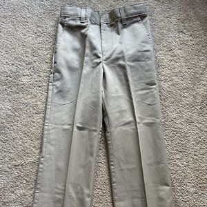NWOT SCHOOLBELLES Uniform Pants ~ Boys Size 9 ~ Flat Front ~ Khaki ~ Easy Care
